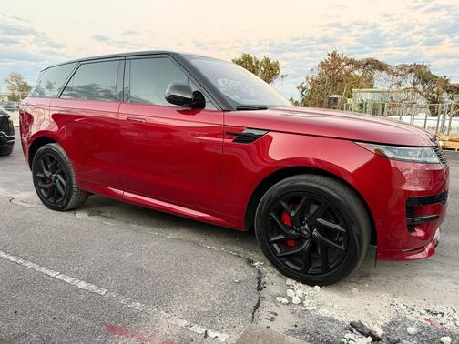 2023 Land Rover Range Rover Sport SE
