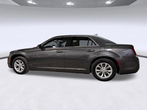 Granite Crystal Metallic Clearcoat 2015 Chrysler 300 Limited