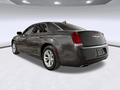 Granite Crystal Metallic Clearcoat 2015 Chrysler 300 Limited