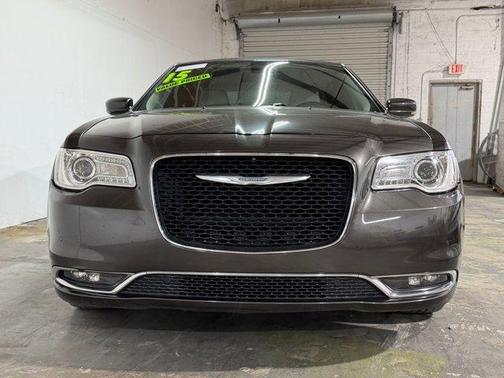 Granite Crystal Metallic Clearcoat 2015 Chrysler 300 Limited