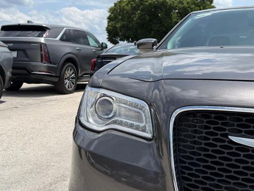 Granite Crystal Metallic Clearcoat 2015 Chrysler 300 Limited
