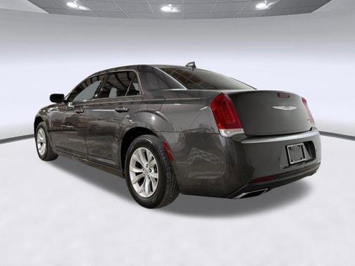Granite Crystal Metallic Clearcoat 2015 Chrysler 300 Limited