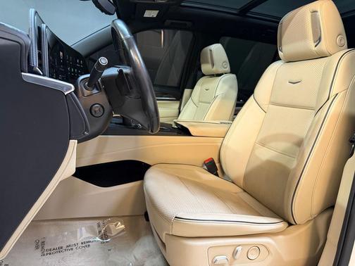 Crystal White Tricoat 2023 Cadillac Escalade Premium Luxury