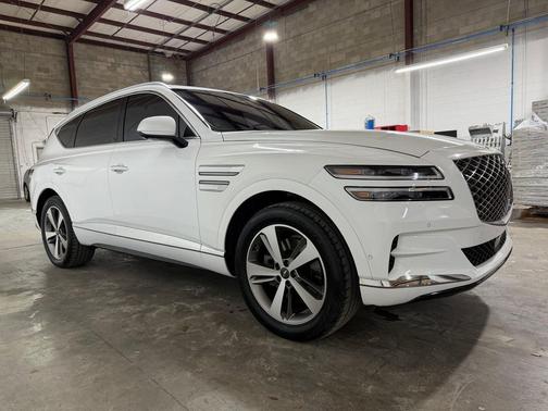 Alta White 2021 Genesis GV80 2.5T