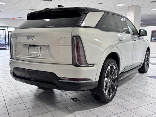 2025 Cadillac Escalade Sport