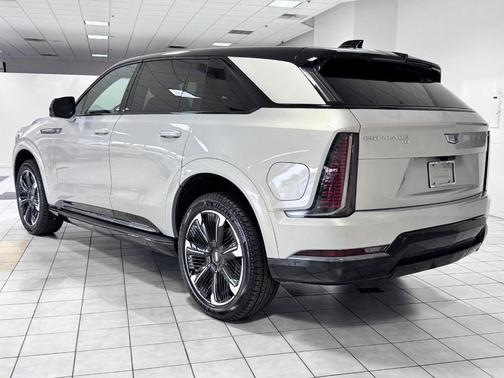 2025 Cadillac Escalade Sport