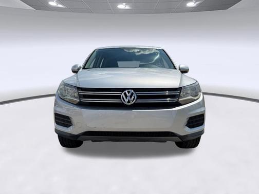 2014 Volkswagen Tiguan Auto SE