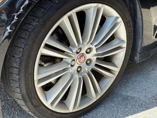 2015 Jaguar XJ XJL Portfolio