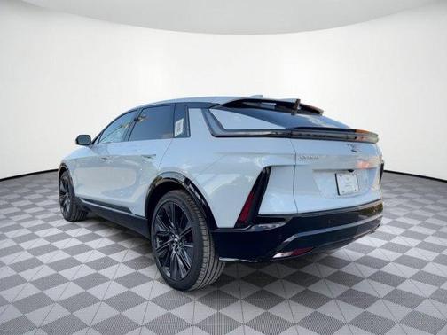 Vibrant White Tricoat 2027 Cadillac LYRIQ Signature Sport