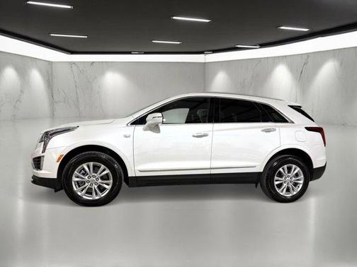 2025 Cadillac XT5 Luxury