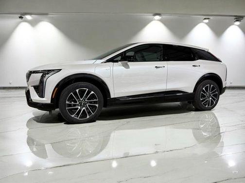 2025 Cadillac OPTIQ Sport 1 AWD