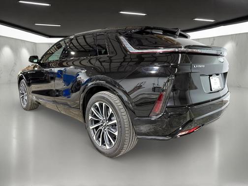 2026 Cadillac LYRIQ Premium Sport