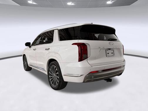 Hyper White 2023 Hyundai PALISADE Calligraphy