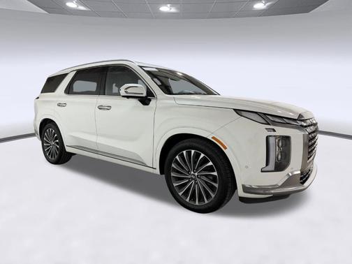 Hyper White 2023 Hyundai PALISADE Calligraphy