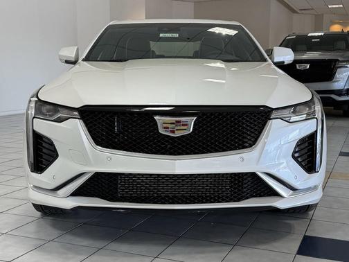 2025 Cadillac CT4 Sport