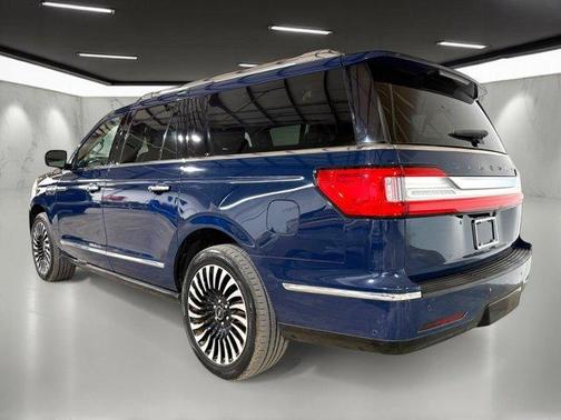 2018 Lincoln Navigator L Black Label