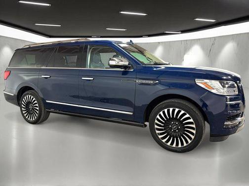 2018 Lincoln Navigator L Black Label