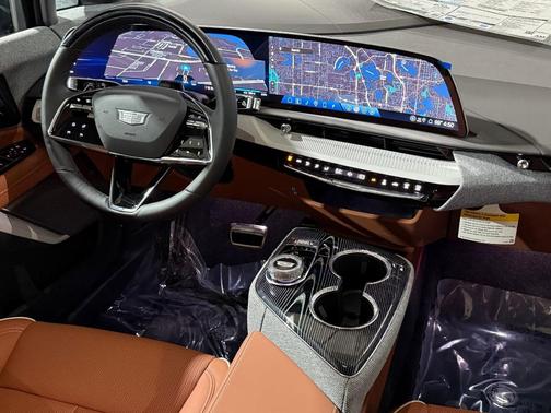 2025 Cadillac OPTIQ Sport 2 AWD