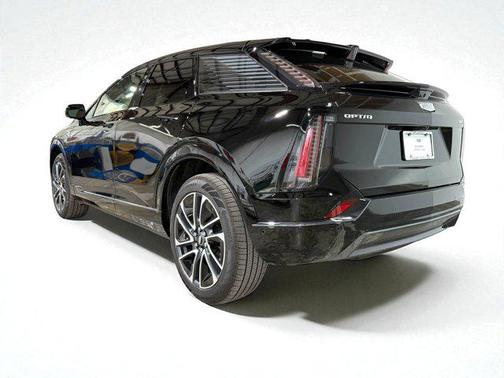 2025 Cadillac OPTIQ Sport 2 AWD