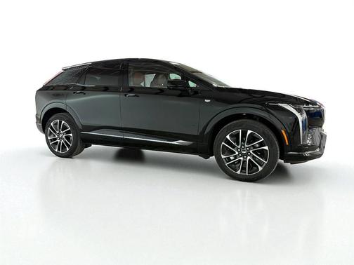2025 Cadillac OPTIQ Sport 2 AWD