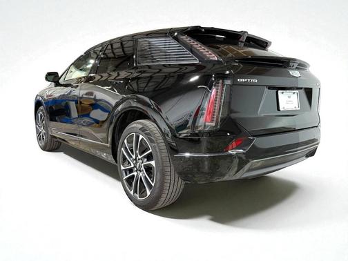 2025 Cadillac OPTIQ Sport 2 AWD