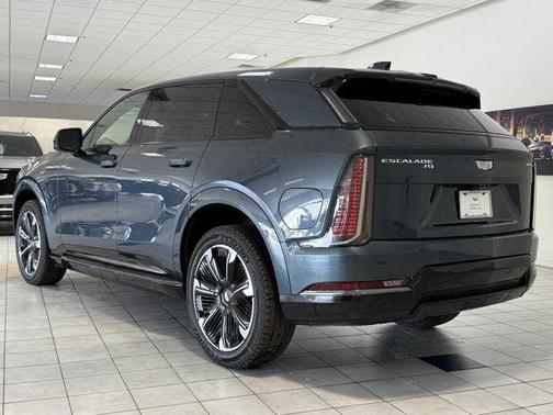 2025 Cadillac Escalade Sport
