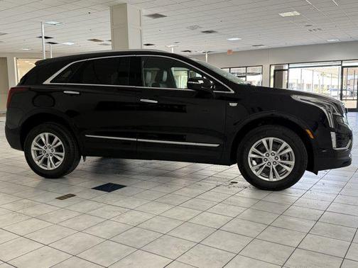 2025 Cadillac XT5 Luxury