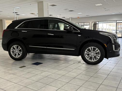 2025 Cadillac XT5 Luxury