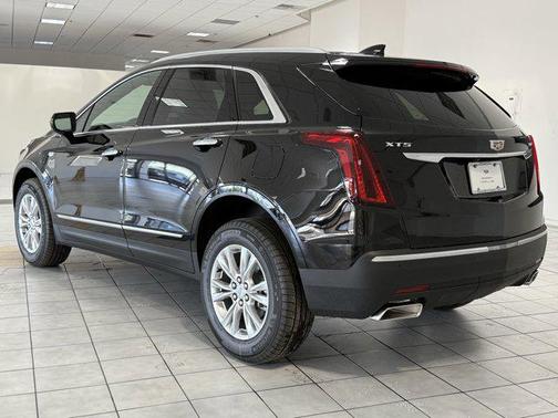 2025 Cadillac XT5 Luxury