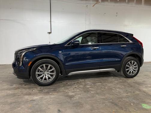 Twilight Blue Metallic 2021 Cadillac XT4 Premium Luxury