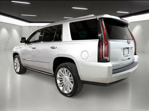 2020 Cadillac Escalade Platinum