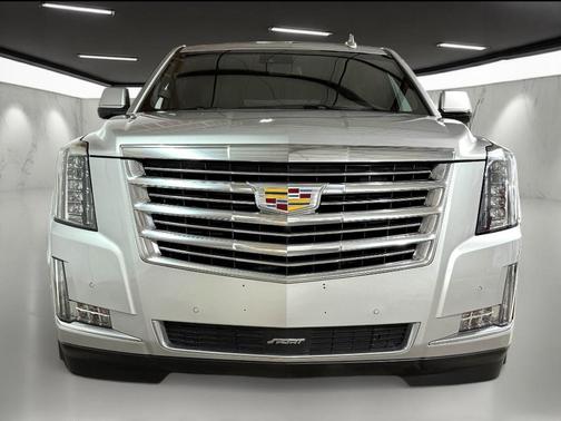 2020 Cadillac Escalade Platinum