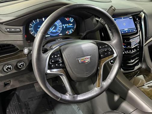 2020 Cadillac Escalade Platinum