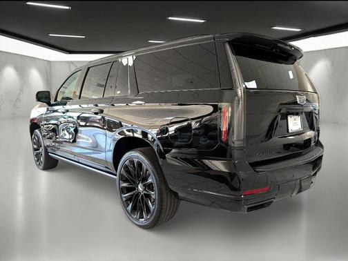 2026 Cadillac Escalade ESV Sport Platinum