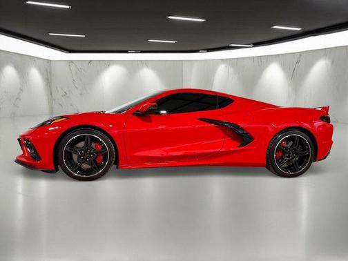 2021 Chevrolet Corvette Stingray w/2LT