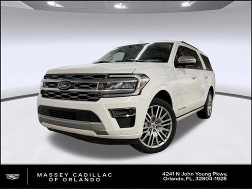 Star White Metallic Tri-Coat 2022 Ford Expedition Max Platinum