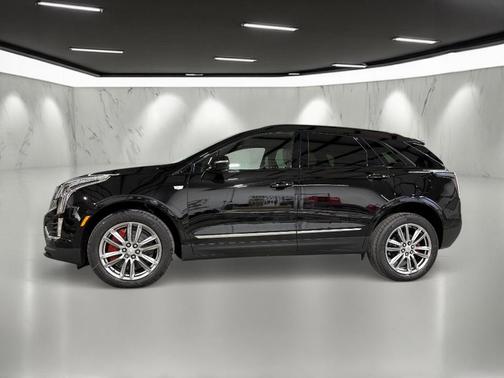 2026 Cadillac XT5 Sport