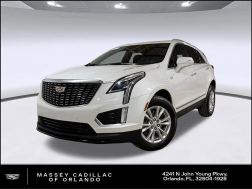 Crystal White Tricoat 2021 Cadillac XT5 Luxury