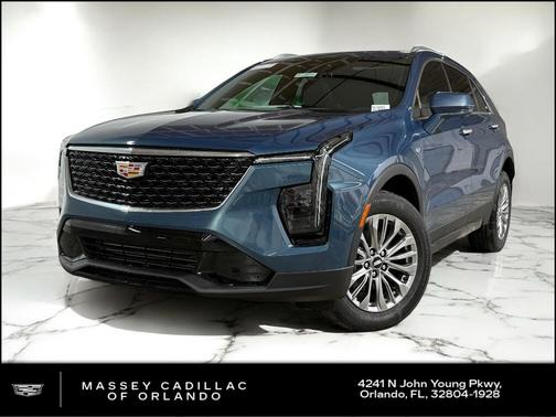 2025 Cadillac XT4 Premium Luxury