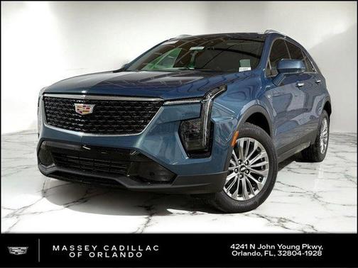 2025 Cadillac XT4 Premium Luxury