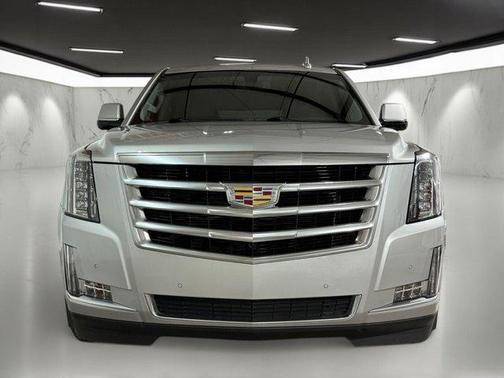 2016 Cadillac Escalade Standard