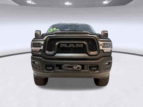 Diamond Black Crystal Pearlcoat 2024 RAM 2500 Power Wagon