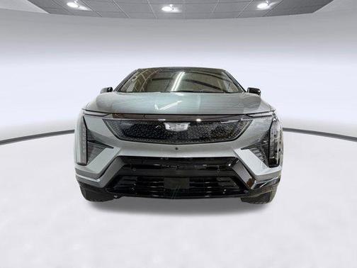 Argent Silver Metallic 2026 Cadillac OPTIQ Sport