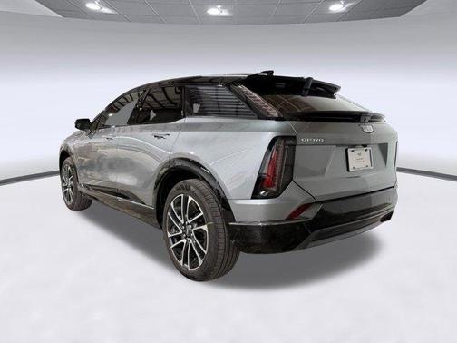 Argent Silver Metallic 2026 Cadillac OPTIQ Sport