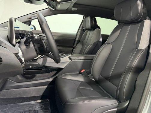 Argent Silver Metallic 2026 Cadillac OPTIQ Sport