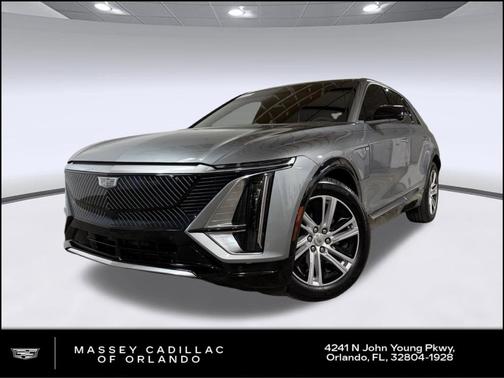 Argent Silver Metallic 2024 Cadillac LYRIQ Tech