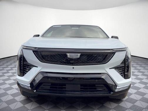 Vibrant White Tricoat 2027 Cadillac OPTIQ Sport