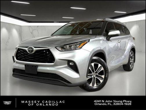 2020 Toyota Highlander XLE