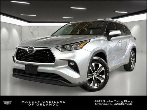 2020 Toyota Highlander XLE
