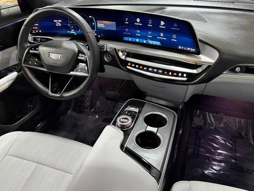 Nimbus Metallic 2024 Cadillac LYRIQ Luxury